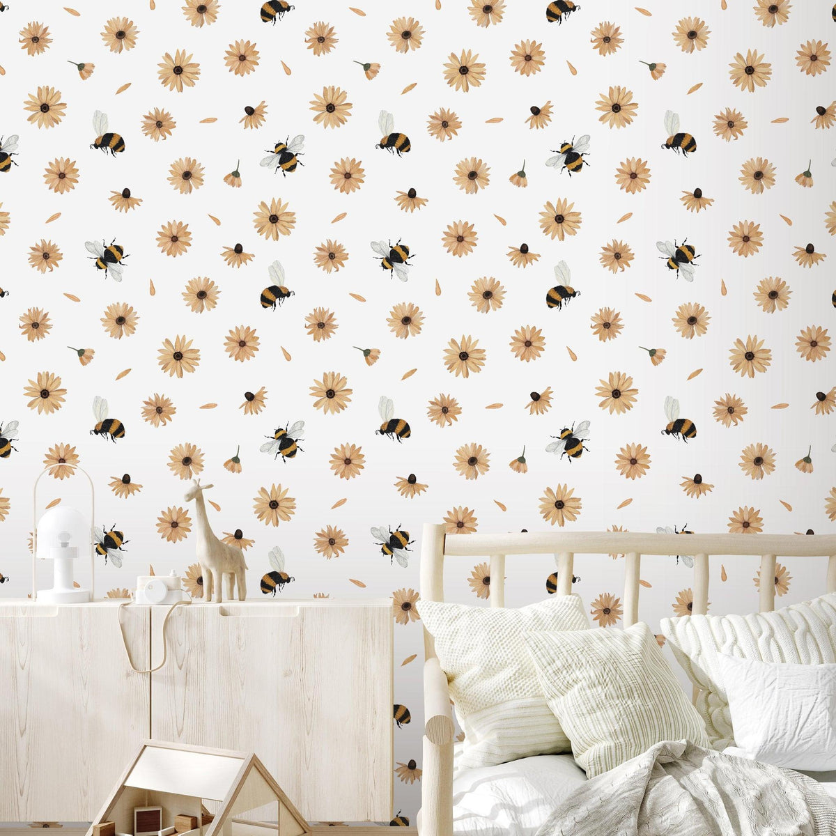 Bumble (White) Wallpaper